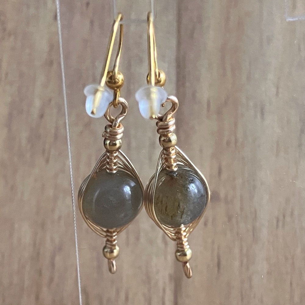 CLEAROUT 🔥 Natural Labradorite Wire Wrapped Earrings - Gold Stainless Steel - Picture 4 of 9